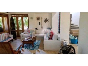 VENTA CASA EN CONDOMINIO  MARINA DE BARU SECTOR LOS CABOS