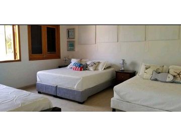 VENTA CASA EN CONDOMINIO  MARINA DE BARU SECTOR LOS CABOS