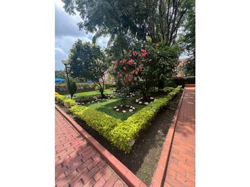 VENTA DE CASA EN UNIDAD RESIDENCIAL EL LIMONAR