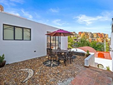 En Venta Casa en San Miguel de Allende | A 6 Min del Centro | Alberca y Terraza