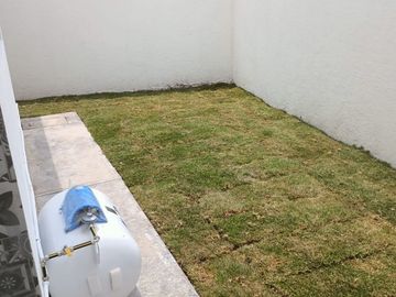 Se Vende Casa en Juriquilla, 3 Recamaras, Jardín, 2.5 Baños, Roof Garden, LUJO!