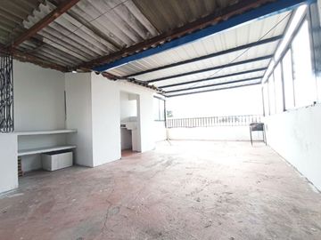 Se Vende Casa En Villa Del Prado 4 Pisos