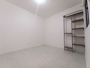 Se Vende Casa En Villa Del Prado 4 Pisos