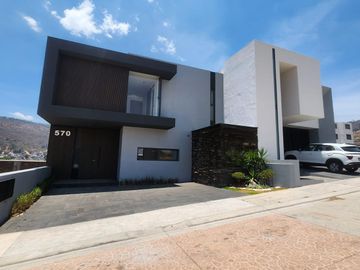 Casa en Venta en Álamos Tres Marías con Casa Club