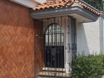 Casa en  Casa en venta con alberca en la 16 de Septiembre