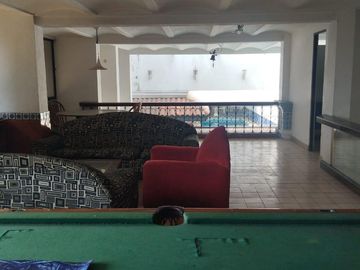 Casa en  Casa en venta con alberca en la 16 de Septiembre