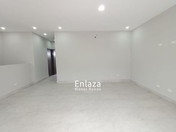 Casa en Venta en Cumbres Elite Premier Sector Pirineos 2