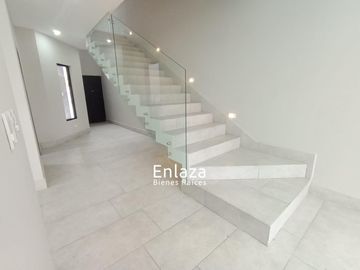 Casa en Venta en Cumbres Elite Premier Sector Pirineos 2
