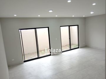 Casa en Venta en Cumbres Elite Premier Sector Pirineos 2