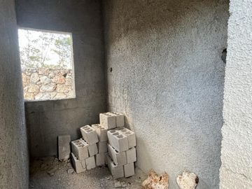 Casa en venta en Tikuch (obra gris)