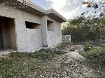 Casa en venta en Tikuch (obra gris)