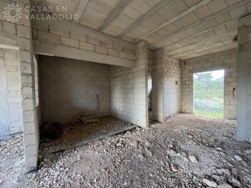 Casa en venta en Tikuch (obra gris)
