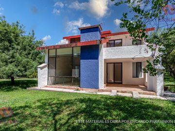 Casa renta ideal parejas de mas de 50 años, el barrial Santiago NL (no mascotas)