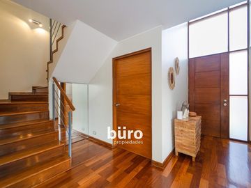 PRECIOSA CASA EN ALQUILER EN CONDOMINIO PRIVADO DE 4 DORMITORIOS, JARDÍN, SURCO