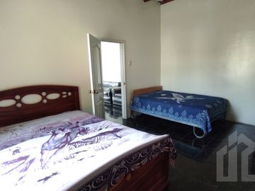 VENTA DE HOSTAL SAN CLEMENTE MANABÍ