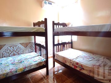 VENTA DE HOSTAL SAN CLEMENTE MANABÍ