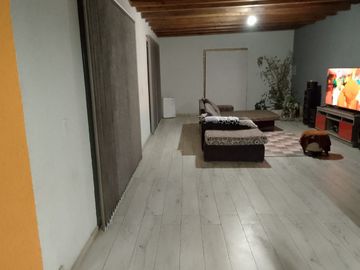 CASA EN VENTA EN PERDRIEL