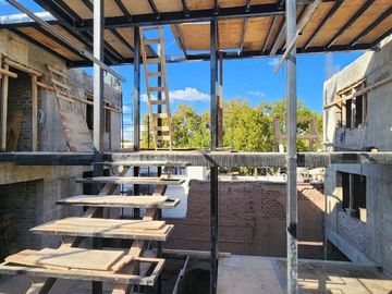 VENTA Dpto 1 dormitorio con cochera en Ciudad