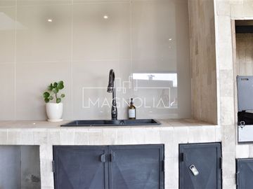 Casa en Venta en avenida santa maria