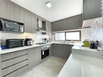 Casa en Venta en avenida santa maria