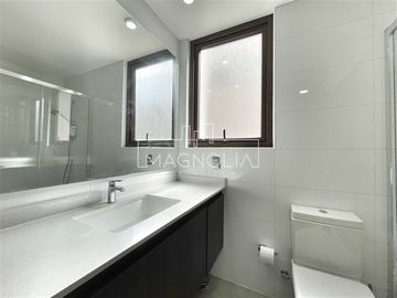 Casa en Venta en avenida santa maria