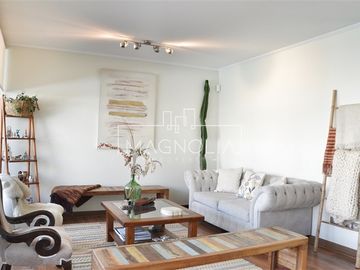 Casa en Venta en avenida santa maria