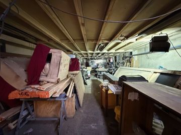 Casa en Venta en Oportunidad inversionistas: Propiedad industrial con uso mixto (Residencial/Bodegaje). Padre Orellana, Maule con Portugal