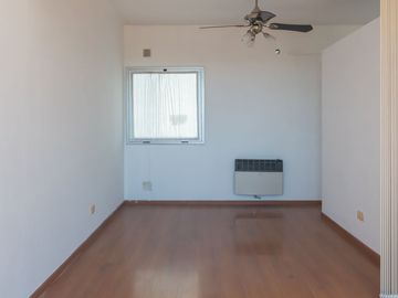DEPARTAMENTO MONOAMBIENTE VENTA V. URQUIZA COCHERA