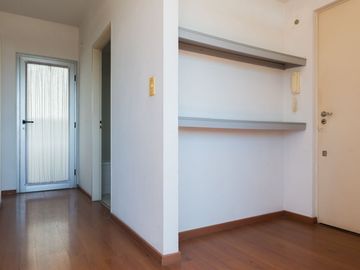 DEPARTAMENTO MONOAMBIENTE VENTA V. URQUIZA COCHERA