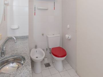 DEPARTAMENTO MONOAMBIENTE VENTA V. URQUIZA COCHERA