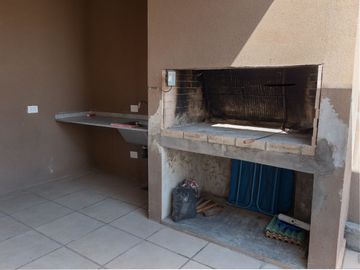 DEPARTAMENTO MONOAMBIENTE VENTA V. URQUIZA COCHERA