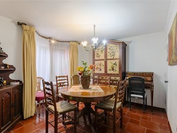 Casa en Venta en Excelente casa Valle Lo Campino