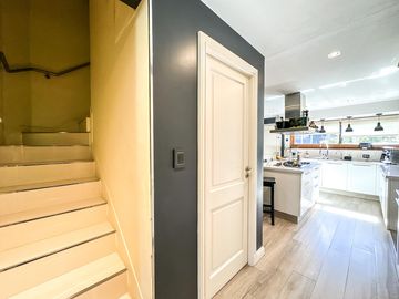 Casa en Venta, Elegante, Funcional y en Perfecto Estado en las Lomas de San Isidro