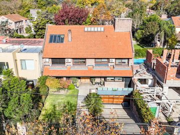 Casa en Venta, Elegante, Funcional y en Perfecto Estado en las Lomas de San Isidro