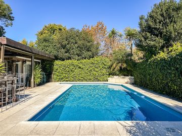 Casa en Venta, Elegante, Funcional y en Perfecto Estado en las Lomas de San Isidro