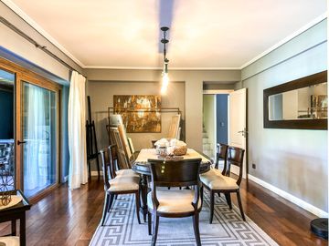 Casa en Venta, Elegante, Funcional y en Perfecto Estado en las Lomas de San Isidro