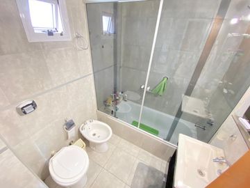 Departamento en Venta La Plata Cochera 2 Dormis