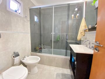 Departamento en Venta La Plata Cochera 2 Dormis