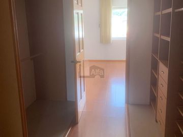 Casa remodelada en venta ubicada en la 4 sección de Lomas Verdes