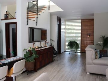 Hermosa Residencia en Venta Bosque Cedros