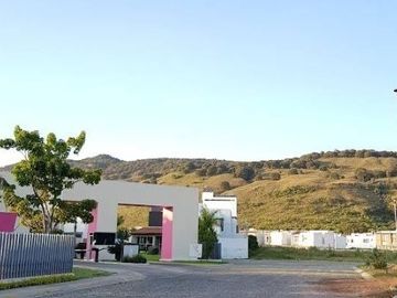 Hermosa Residencia en Venta Bosque Cedros