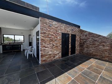 Hermosa Residencia en Venta Bosque Cedros