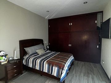 Hermosa Residencia en Venta Bosque Cedros