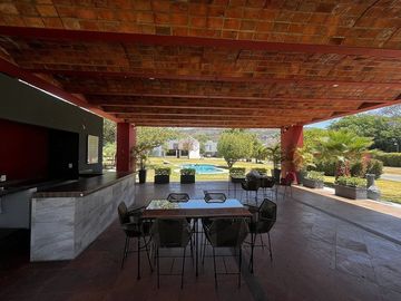 Hermosa Residencia en Venta Bosque Cedros