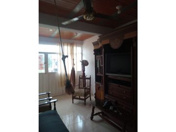 SE VENDE APARTAMENTO EN EL BARRIO GRANADA MONTERA CÓRDOBA