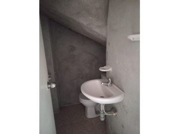 SE VENDE APARTAMENTO EN EL BARRIO GRANADA MONTERA CÓRDOBA