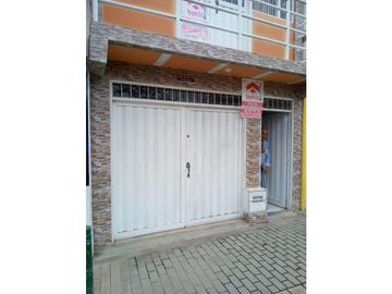 SE VENDE APARTAMENTO EN EL BARRIO GRANADA MONTERA CÓRDOBA