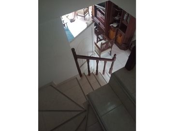 SE VENDE APARTAMENTO EN EL BARRIO GRANADA MONTERA CÓRDOBA