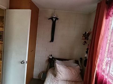 INIZIA PROPIEDADES VENDE LINDA CASA DE DOS PISOS EN BUIN