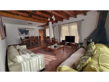 Venta casa Los Andes 4D 3B piscina, Condominio El Encanto